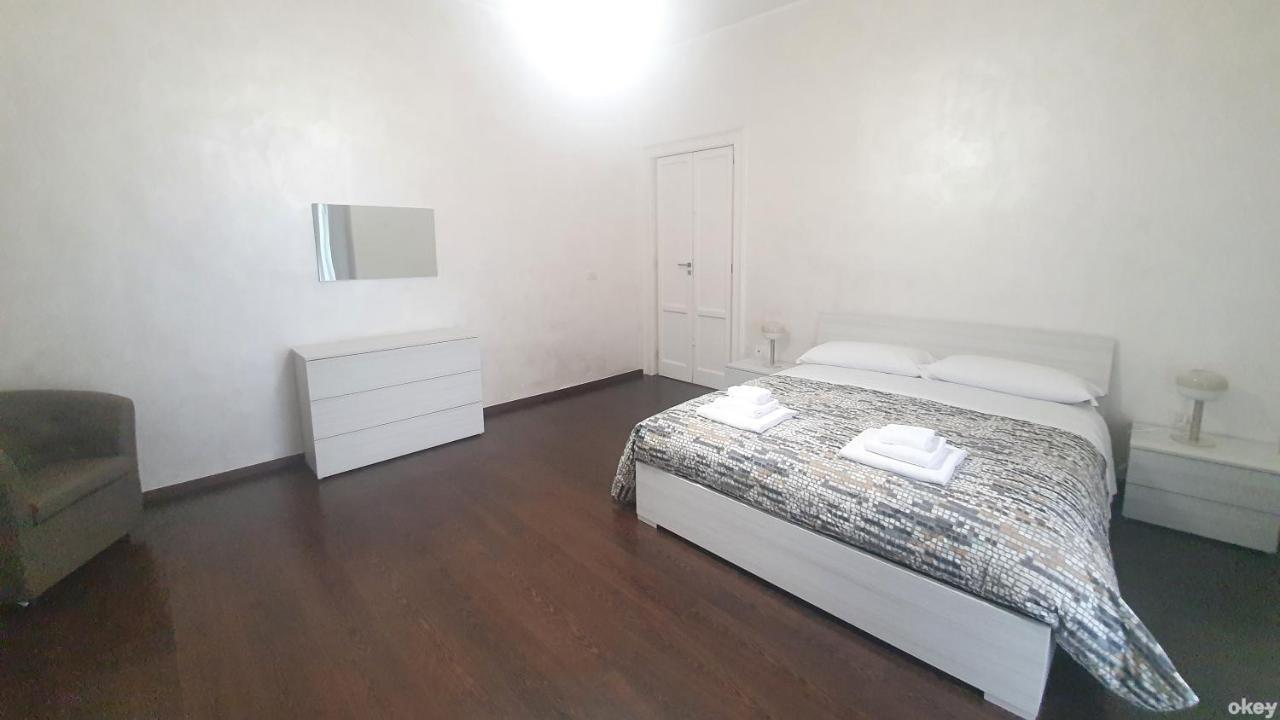 Star House - Bari Centro Apartment Bagian luar foto