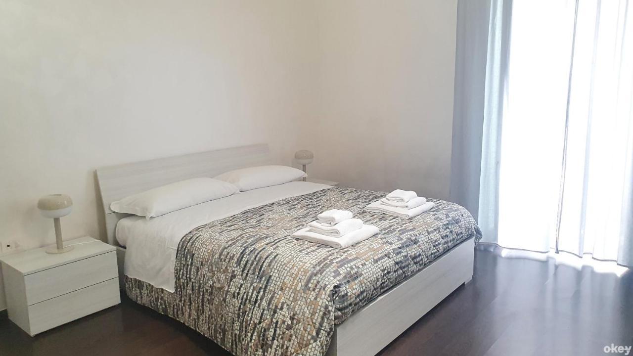 Star House - Bari Centro Apartment Bagian luar foto